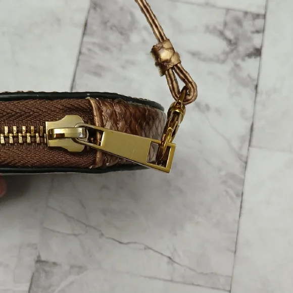 Rachel Zoe Brown Snake-Print Round Wristlet - Picture 2 of 4